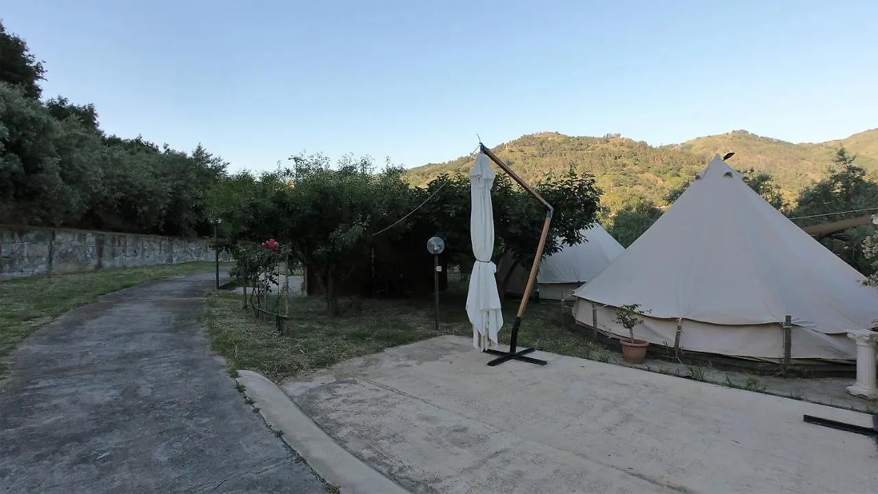 Gole Alcantara Mini Glamping Lanternavacanze Motta Camastra